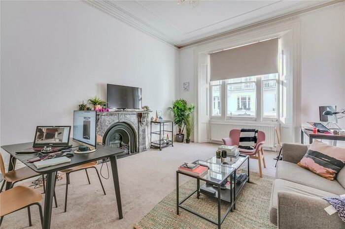 2 Bedroom Apartment To Rent In Harcourt Terrace, London, SW10