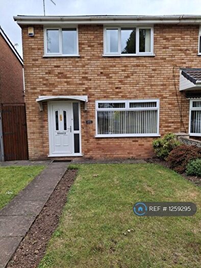 3 Bedroom Semi-Detached House To Rent In Old Walsall Road, Birmingham, B42