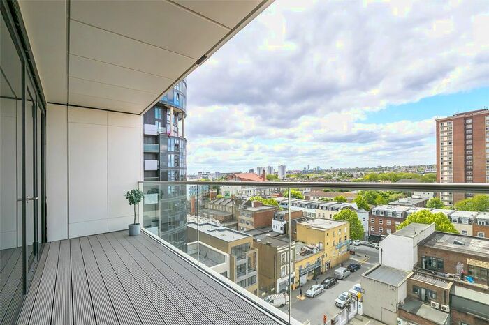 1 Bedroom Flat To Rent In Carriage House, 10 City North Place, London N4