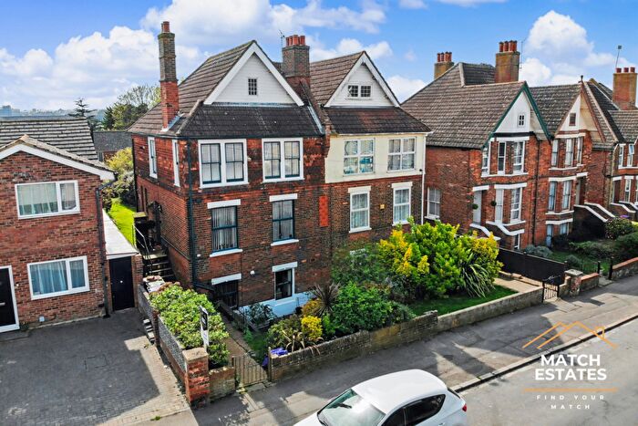 2 Bedroom Flat For Sale In Canterbury Road, Folkestone, Kent, CT19