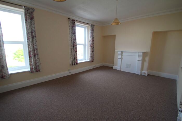 1 Bedroom Flat To Rent In Archer Terrace, Plymouth, Devon, PL1