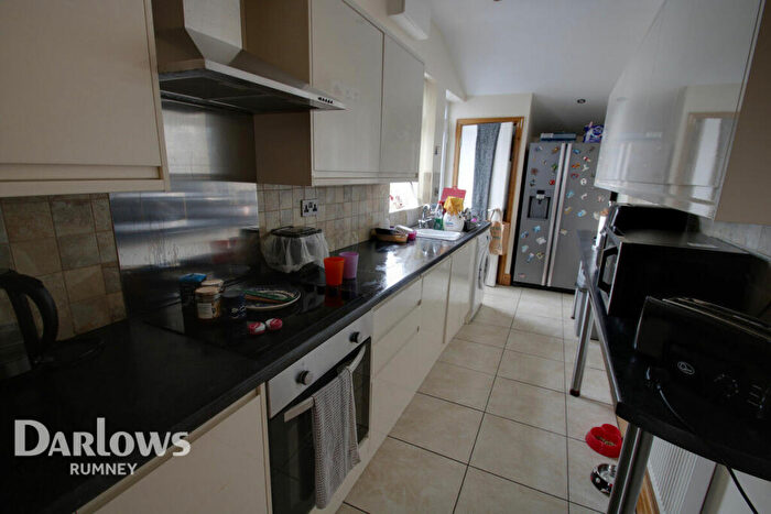 3 Bedroom End Of Terrace House For Sale In Linden Grove, Cardiff, CF3