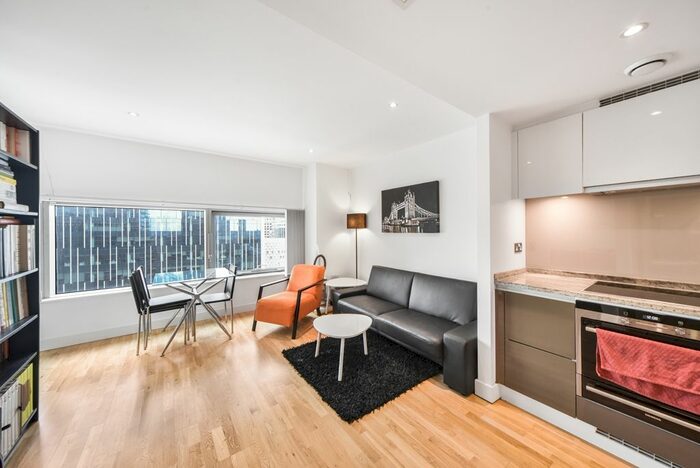 Studio For Sale In Marsh Wall, London, E14