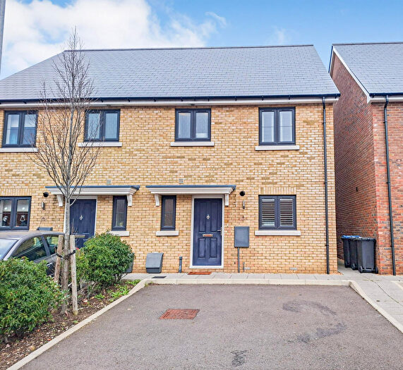 3 Bedroom Semi Detached House For Sale In The Droveway, Deal, Kent, CT14