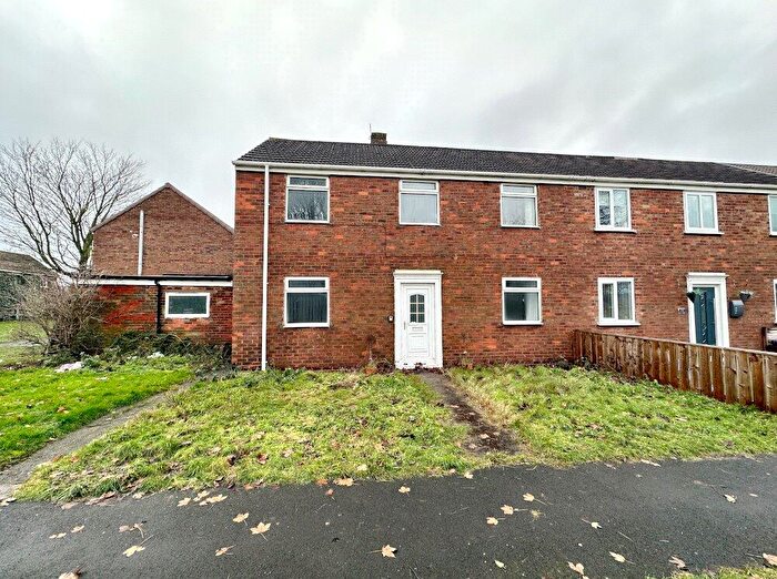 3 Bedroom Semi Detached House To Rent In Hillside View, Sherburn Village, Durham, DH6
