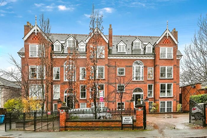 3 Bedroom Flat For Sale In West Albert Road, Liverpool, L17