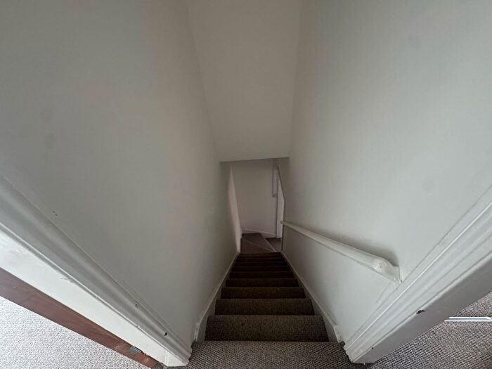 2 Bedroom End Of Terrace House To Rent In Lord Byron Street Leicester, LE2