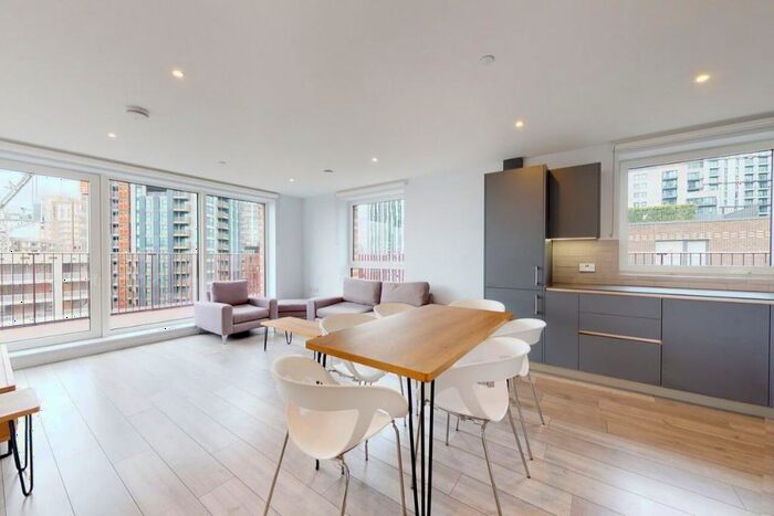 3 Bedroom Flat To Rent In Park Central East, London, SE17