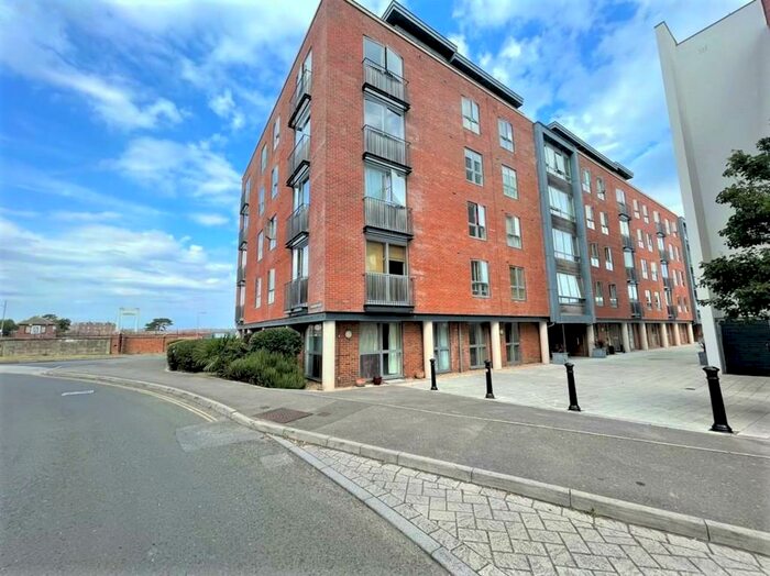 2 Bedroom Apartment To Rent In Weevil Lane, Gosport, PO12