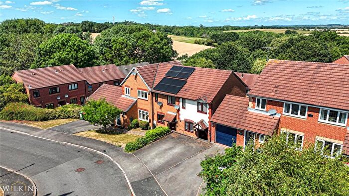 2 Bedroom End Of Terrace House To Rent In Woodland Way, Birchmoor, Tamworth, Warwickshire, B78