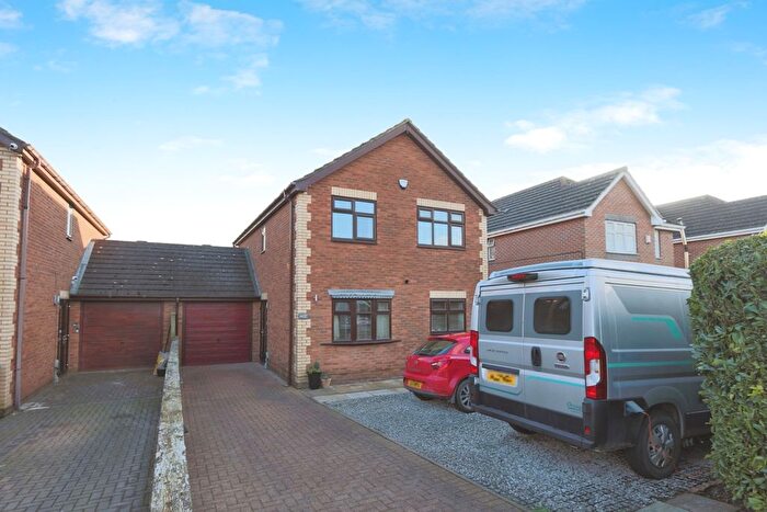 4 Bedroom Link Detached House For Sale In North Moor Lane, Cottingham, HU16
