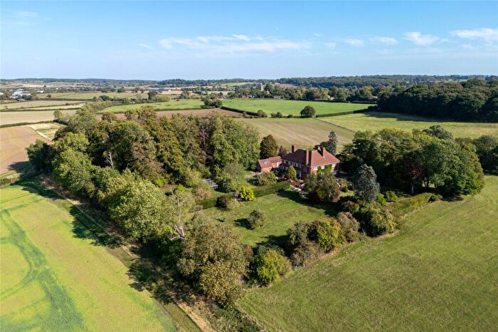 6 Bedroom Detached House For Sale In Bedford Road, Aspley Guise, Milton Keynes, MK17