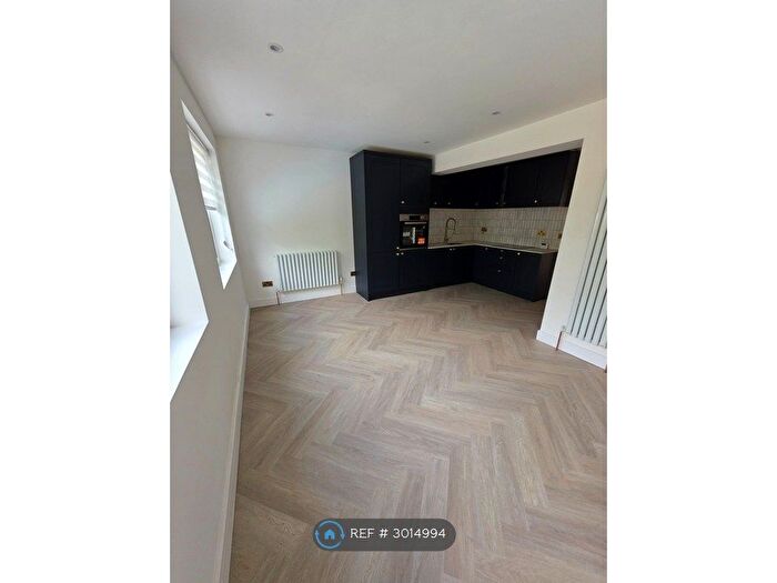1 Bedroom Flat To Rent In Standard Road, Bexleyheath, DA6