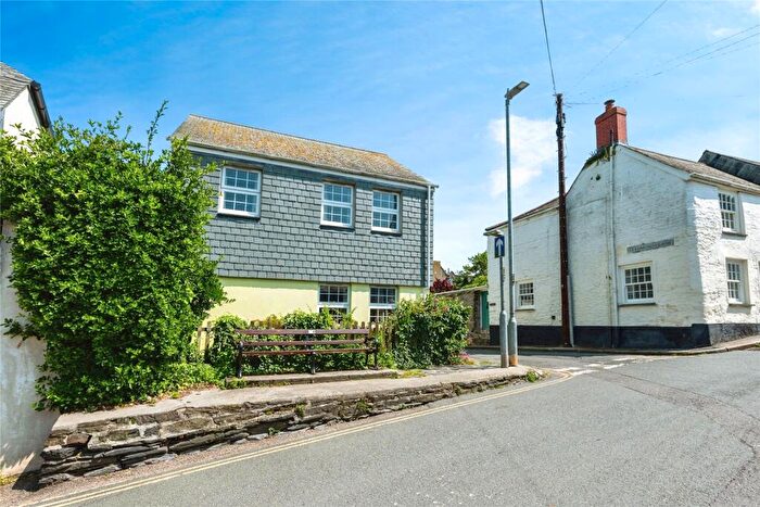 2 Bedroom Detached House For Sale In St. Edmunds Lane, Padstow, Cornwall, PL28