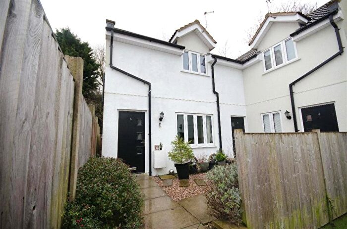 2 Bedroom End Of Terrace House To Rent In Verde Close, Soundwell, Bristol, BS16