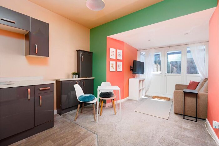 1 Bedroom Flat For Sale In Bushy Park, Totterdown, BS4