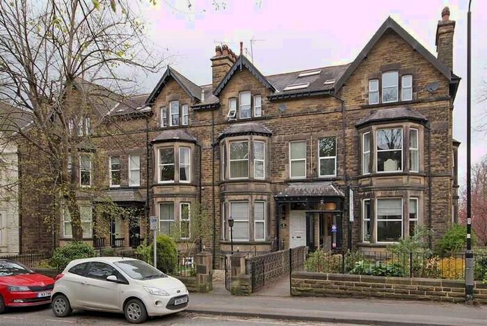 2 Bedroom Apartment To Rent In Kings Road, Harrogate, North Yorkshire, HG1