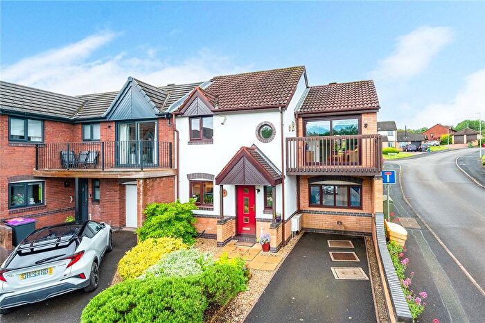 3 Bedroom End Terrace House For Sale In Wordsworth Way, Priorslee, Telford, Shropshire, TF2