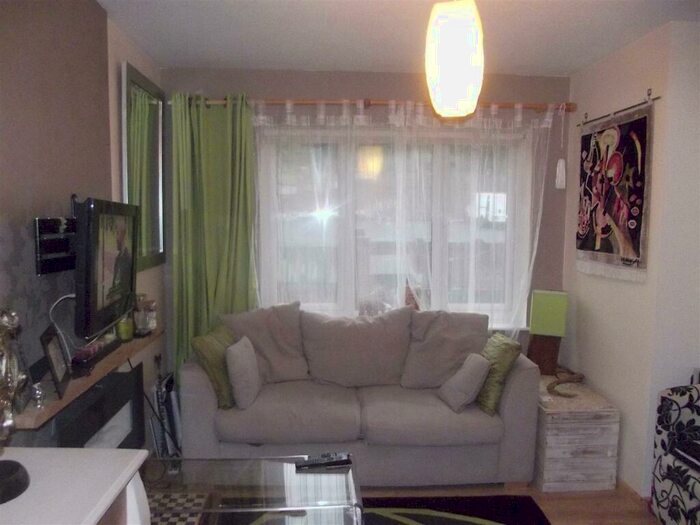 1 Bedroom Apartment To Rent In Kinnerton Court, Exwick, EX4