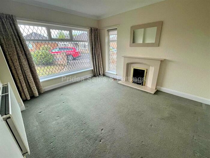 2 Bedroom Detached Bungalow For Sale In Robertson Road, North Hykeham, LN6