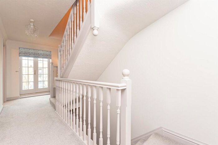 3 Bedroom Terraced House For Sale In Samphire Way, St Mary's Island, Chatham, Kent, ME4