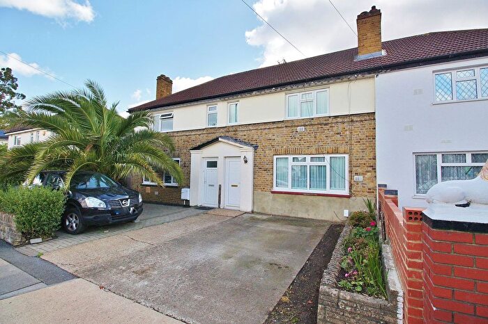 2 Bedroom Terraced House For Sale In Corporation Avenue, Hounslow, TW4