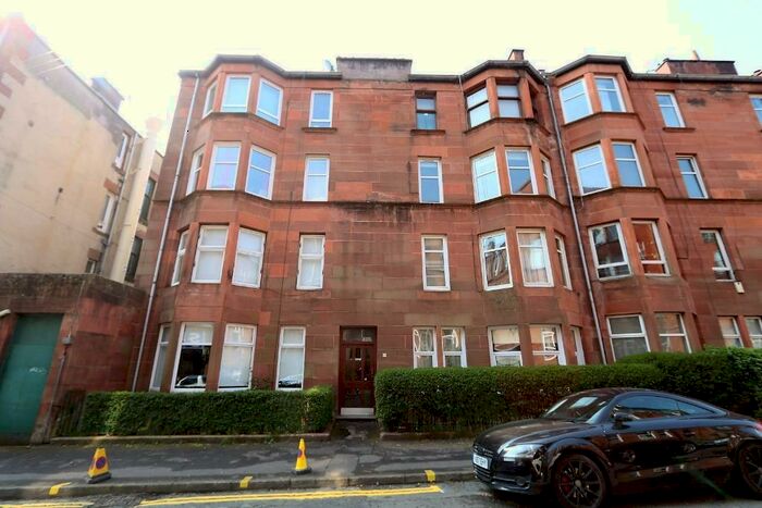 2 Bedroom Flat To Rent In Trefoil Avenue, Glasgow, G41