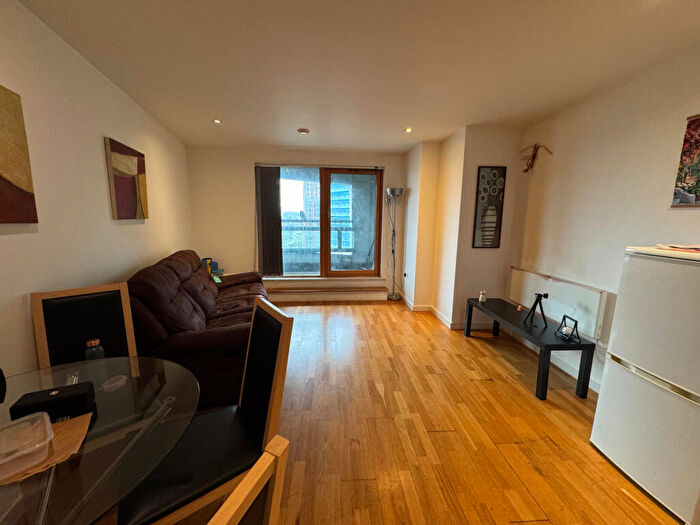 2 Bedroom Apartment To Rent In The Gateway North, Crown Point Road, Leeds, LS9
