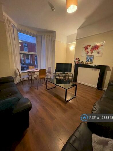 7 Bedroom Terraced House To Rent In Ramilies Road, Liverpool, L18