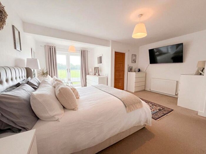 4 Bedroom Semi-Detached House For Sale In Trewen Road, Caerwent, Caldicot, NP26