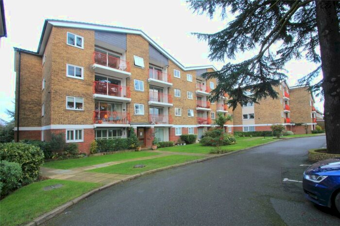 2 Bedroom Apartment To Rent In Spruce Park, Cumberland Road, Bromley, BR2