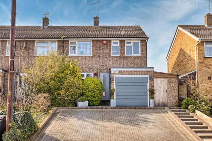 3 Bedroom End Of Terrace House For Sale In Fairfield Road, Ramsgate, Kent, CT11