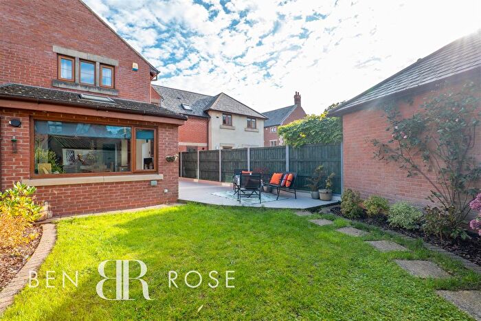 3 Bedroom Semi-Detached House For Sale In Wardle Court, Whittle-Le-Woods, Chorley, PR6