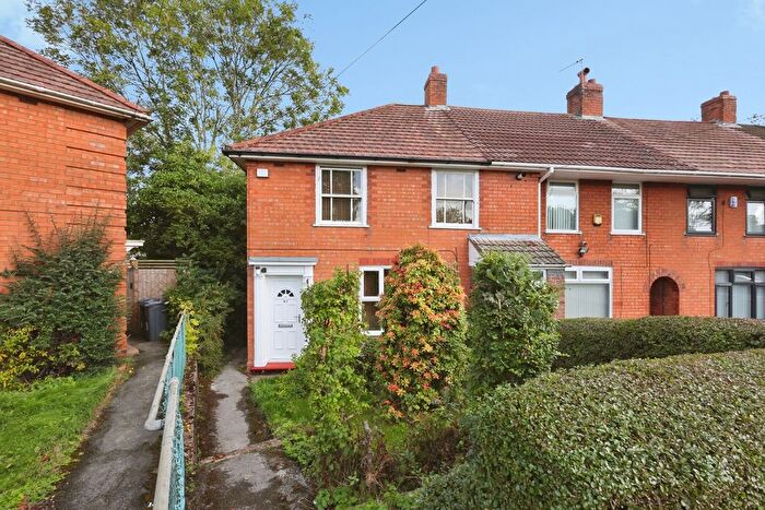 3 Bedroom End Of Terrace House For Sale In Quarry Road, Birmingham, West Midlands, B29