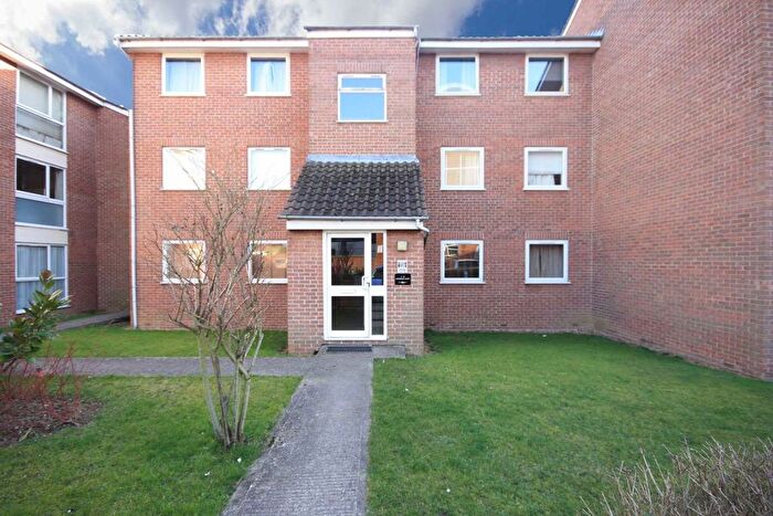 1 Bedroom Flat To Rent In Sunninghill Court, Bollo Bridge Road, London, W3