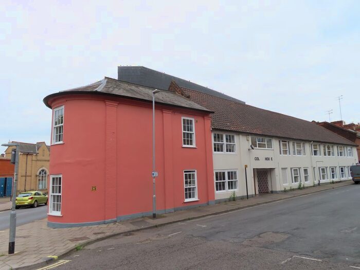2 Bedroom Flat To Rent In Old Foundry Road, Ipswich, IP4
