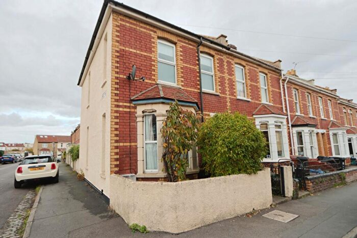 3 Bedroom Semi Detached House To Rent In Springfield Avenue, Horfield, Bristol, BS7