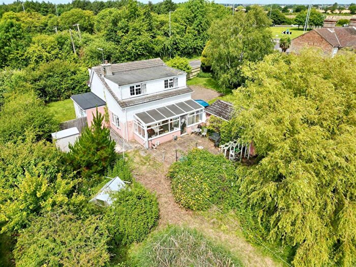 3 Bedroom Detached House For Sale In London Road, Kessingland, Lowestoft, NR33