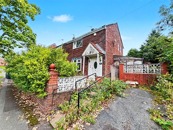2 Bedroom Semi Detached House For Sale In Greenhurst Crescent, Fitton Hill, Oldham, OL8