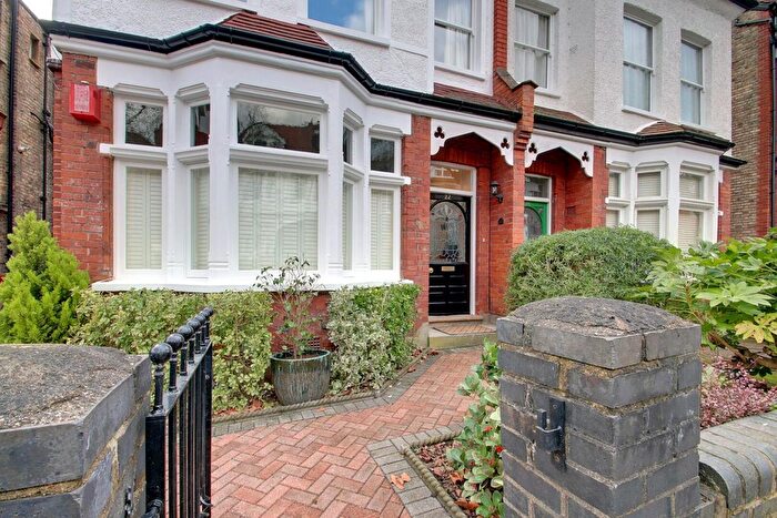 6 Bedroom Property To Rent In Stanhope Gardens, Highgate, N6
