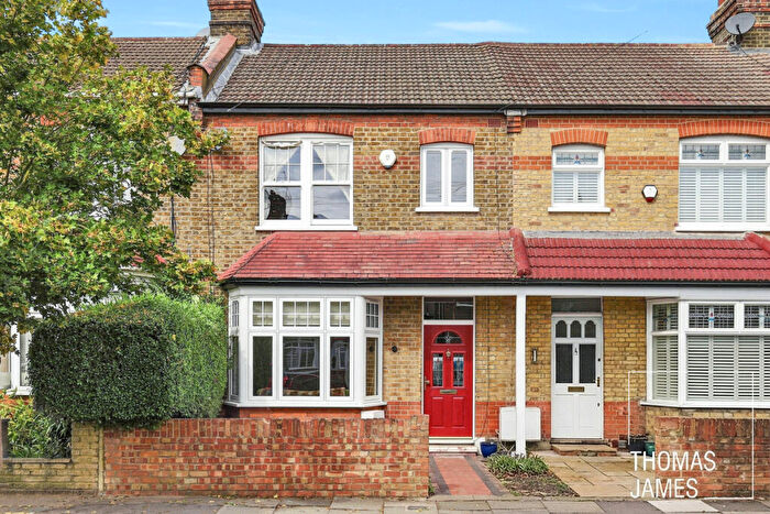 3 Bedroom Terraced House For Sale In Amberley Road, Enfield, EN1