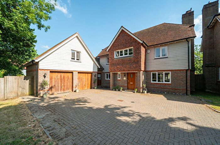 5 Bedroom Detached House For Sale In Boyneswood Road, Medstead, Alton, Hampshire, GU34
