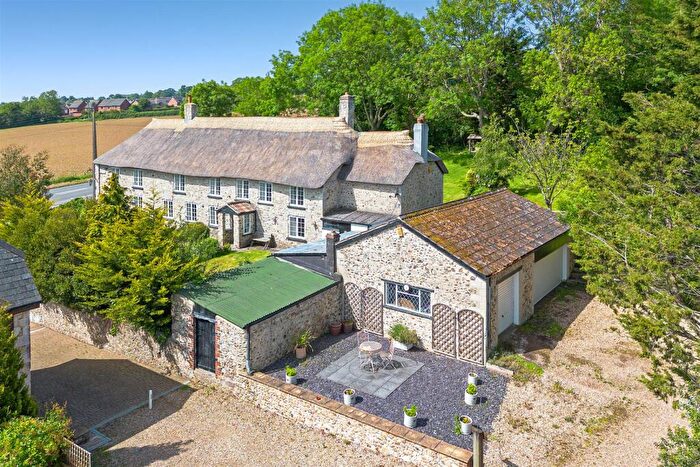 5 Bedroom Detached House For Sale In Harepath Hill, Seaton, EX12