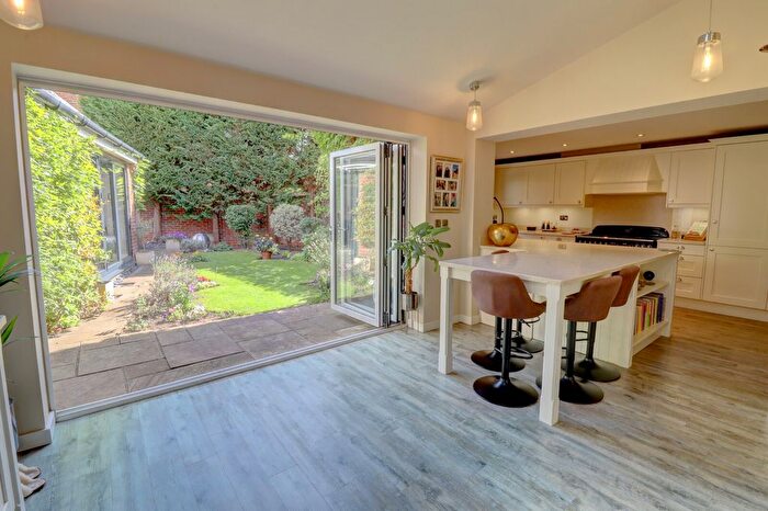 3 Bedroom Detached House For Sale In St. Dunstans Close, Monks Risborough, Princes Risborough, Buckinghamshire, HP27