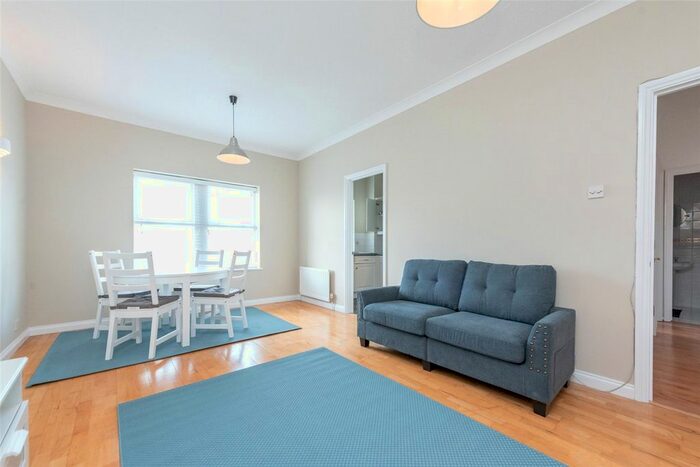 1 Bedroom Flat To Rent In Salusbury Road, London, NW6