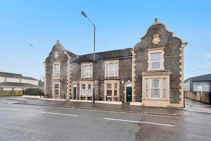 1 Bedroom Flat To Rent In Bedroom Property In Soundwell Road, Bristol, BS15