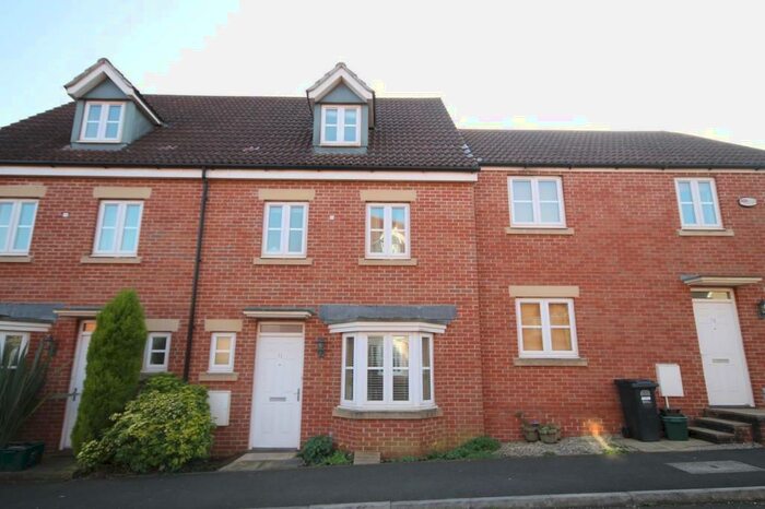 4 Bedroom House To Rent In Blackcurrant Drive, Long Ashton, Bristol, BS41