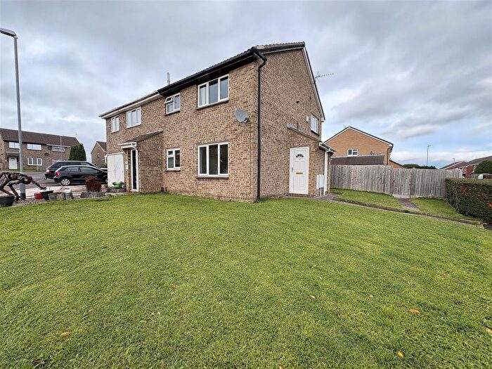 1 Bedroom Semi Detached House To Rent In Rochester Way, Darlington, DL1