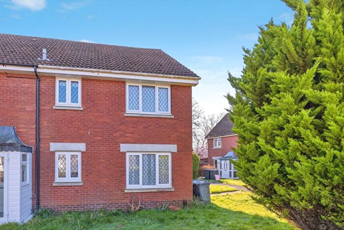 1 Bedroom Terraced House For Sale In Florentine Way, Waterlooville, Hampshire, PO7