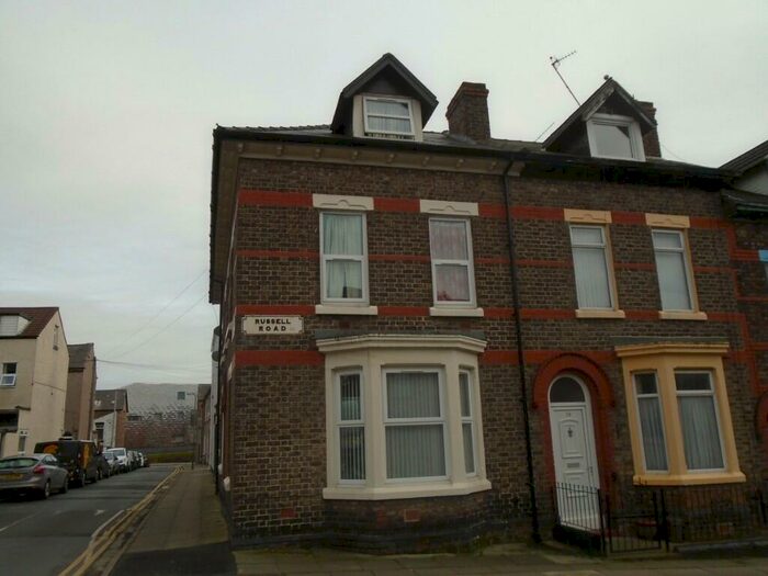 3 Bedroom Flat To Rent In Shrewsbury Road, Liverpool, Merseyside, L19